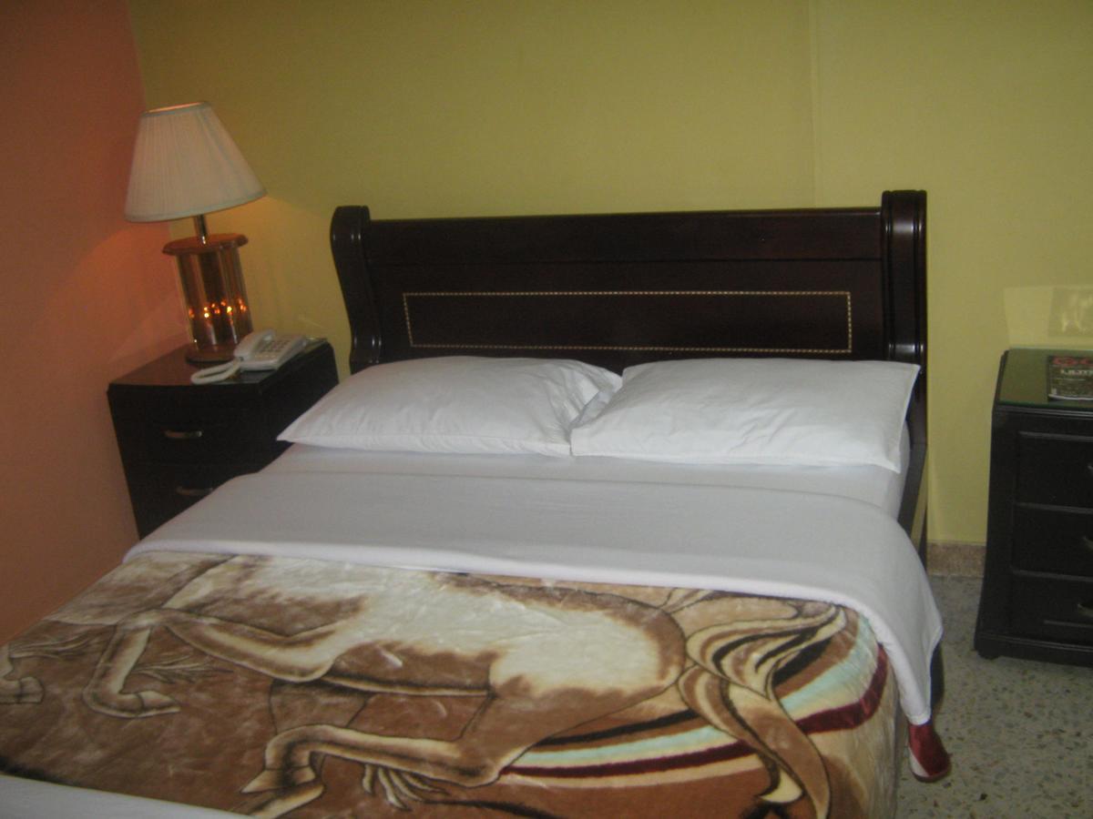 Hotel Ejecutivo Pereira Dış mekan fotoğraf