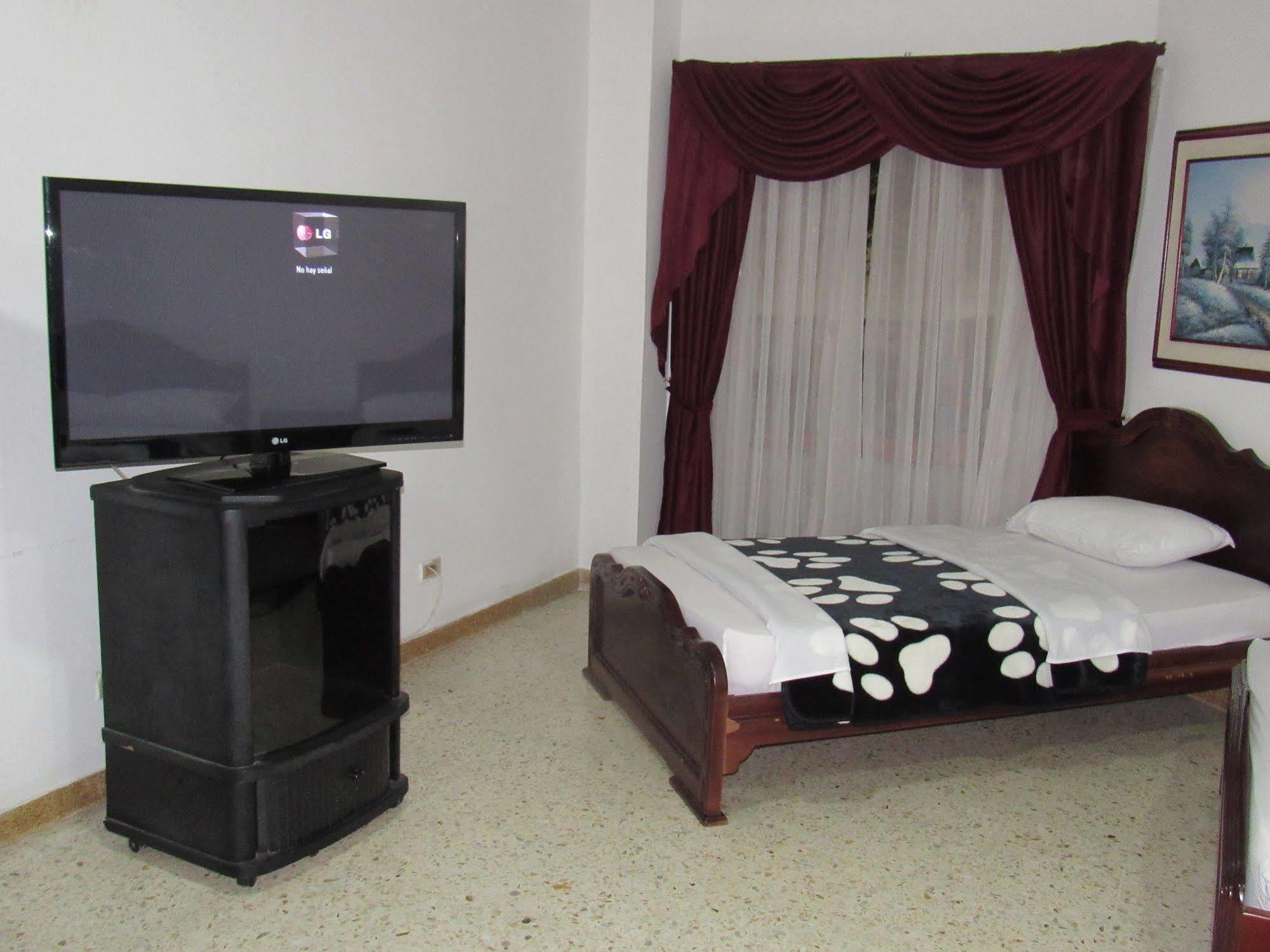 Hotel Ejecutivo Pereira Dış mekan fotoğraf