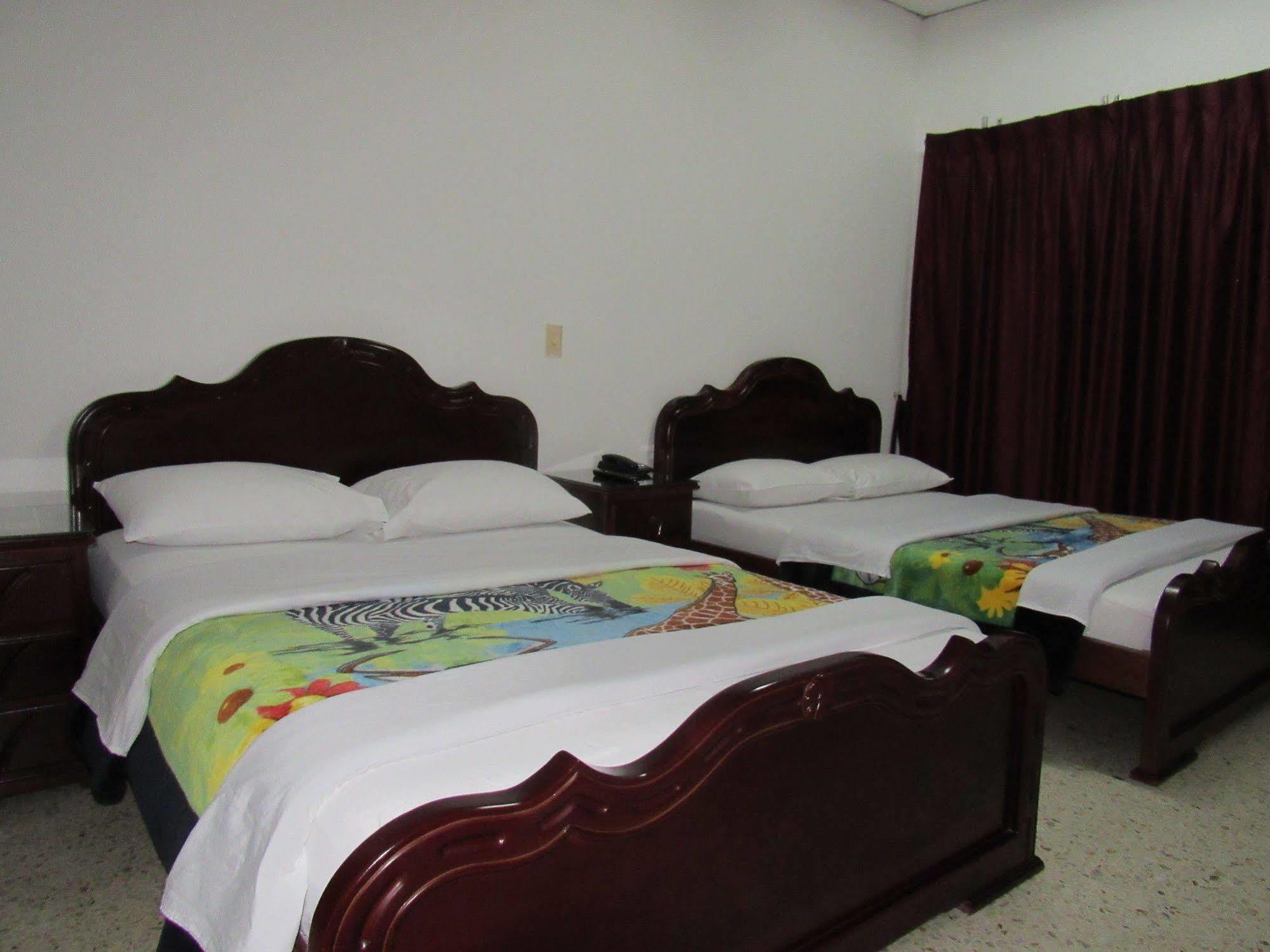 Hotel Ejecutivo Pereira Dış mekan fotoğraf